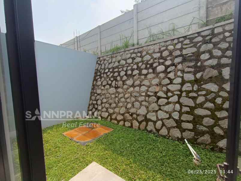 rumah minimalis 2 lantai di cibubur city