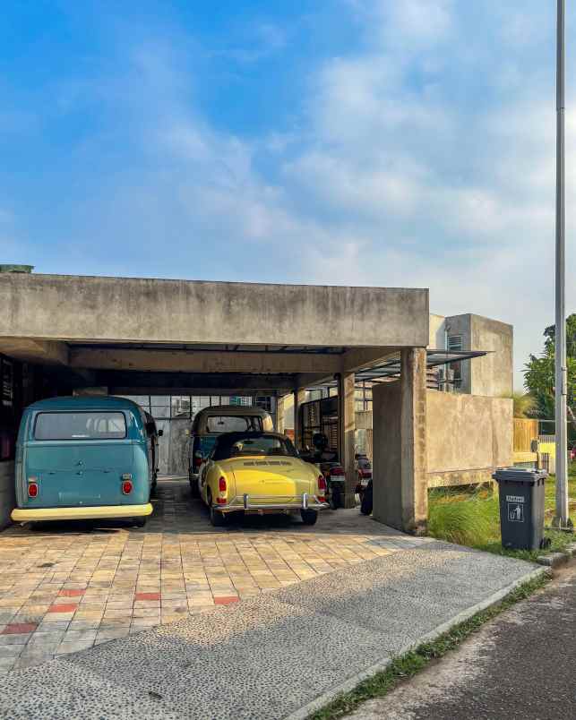 rumah modern industrial design di veteran bintaro