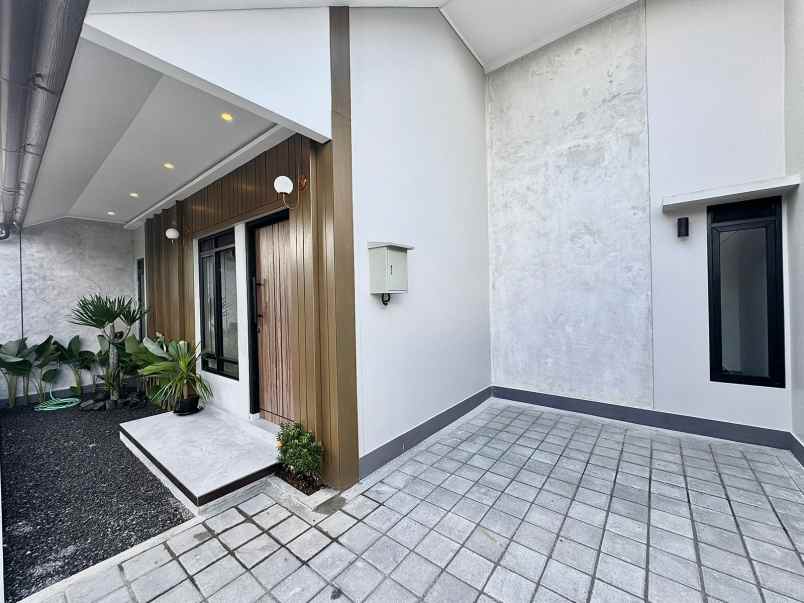 rumah modern minimalis dekat lpmp kalasan