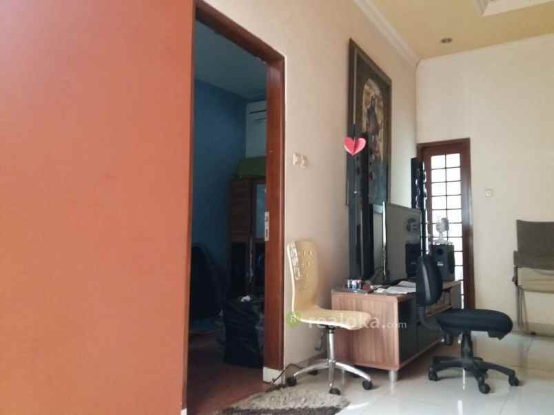 rumah muara leuwi panjang