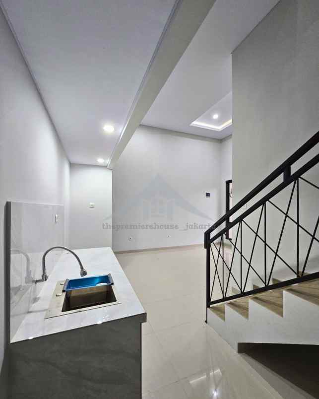 rumah murah dekat tol brigif jagakarsa jakarta selatan