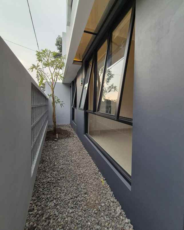 rumah murah desain cantik 8 menit ke sleman city hall