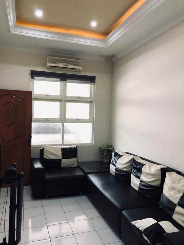 rumah pandugo surabaya timur strategis row 2mobil
