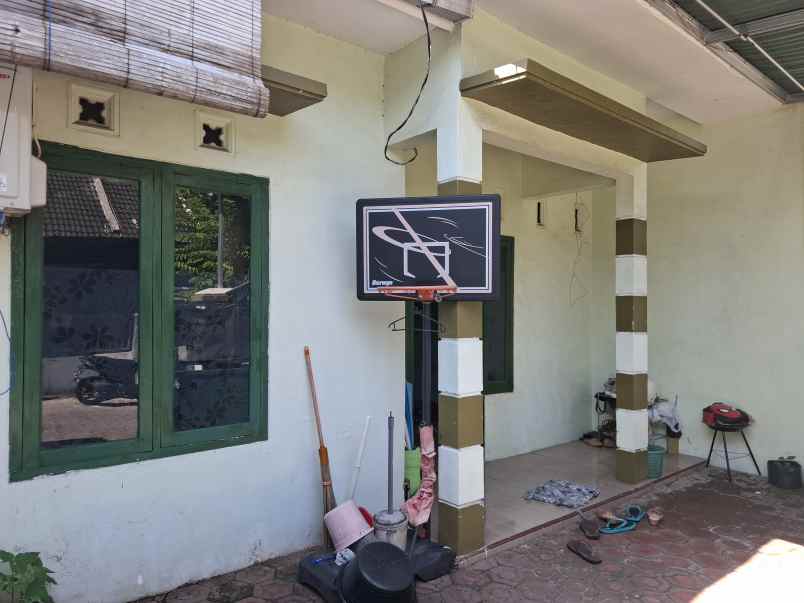 rumah pojok di perumahan muktisari jember