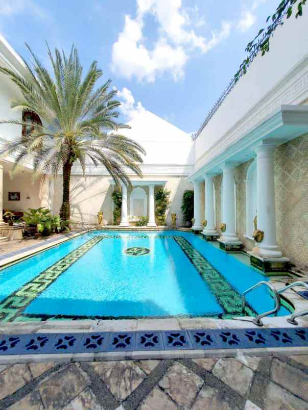 rumah pondok indah jakarta selatan