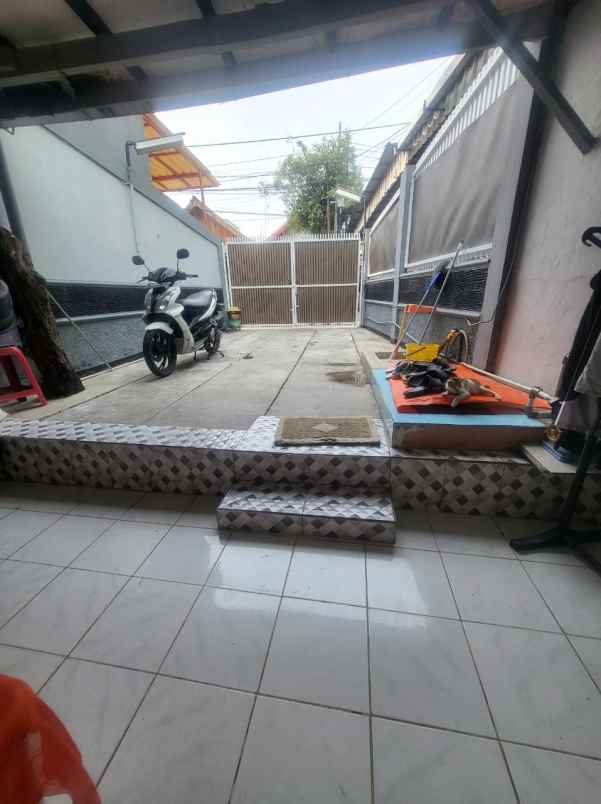 rumah sangat strategis di pusat kota jakarta