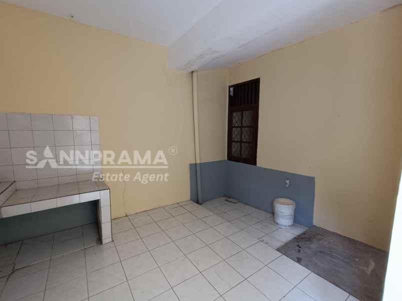 rumah second tanah luas sawangan permai depok