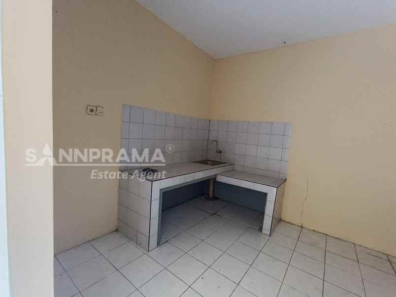 rumah second tanah luas sawangan permai depok