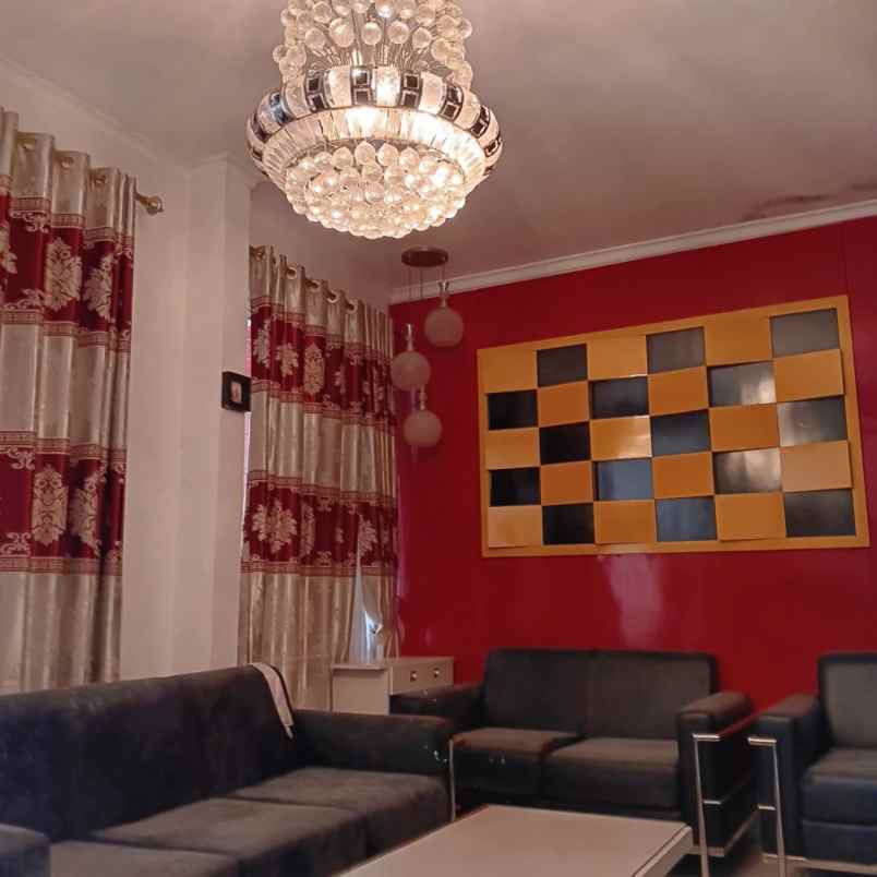 rumah secondary semi furnished di kota wisata