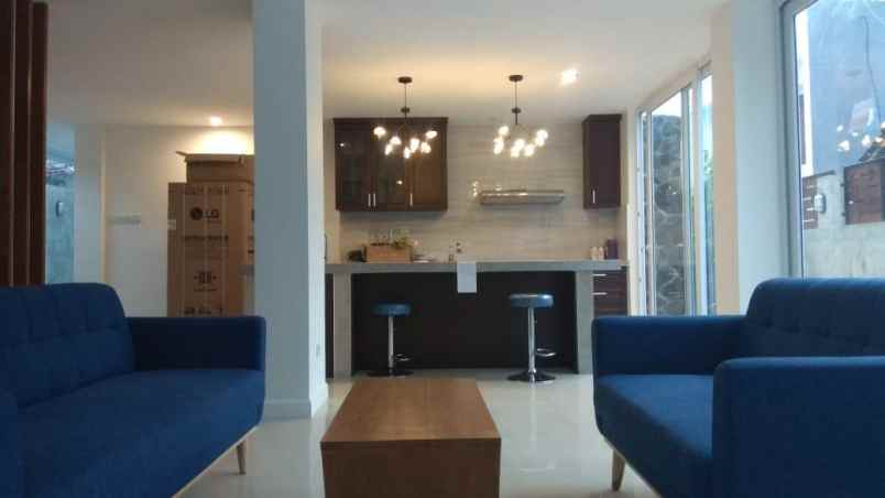 rumah selatan kampus uii kaliurang