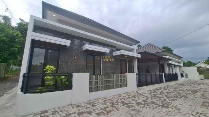 rumah siap huni 10 menit ke kampus uii jogja di sleman