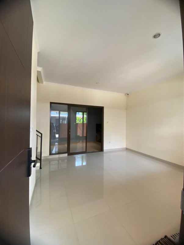 rumah siap huni 2 lantai di asana residence cibubur