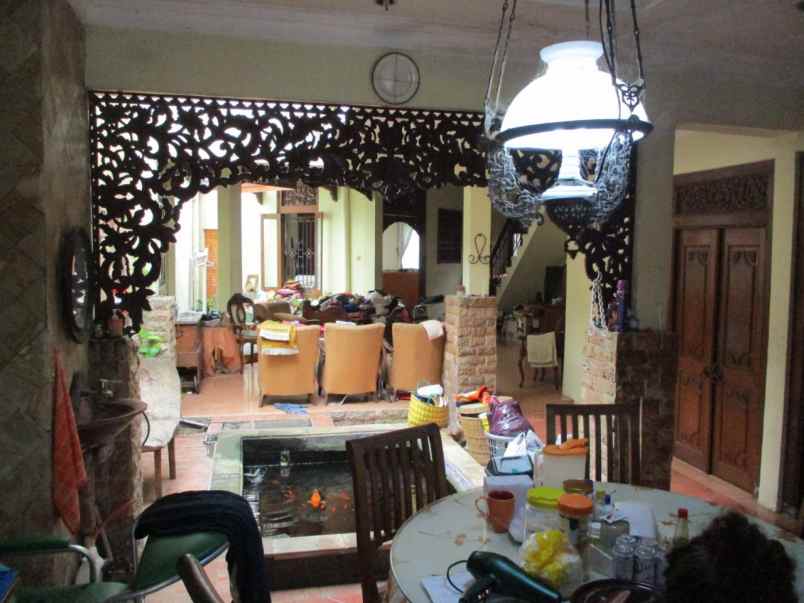 rumah siap huni 2 lantai di lokasi premium sleman