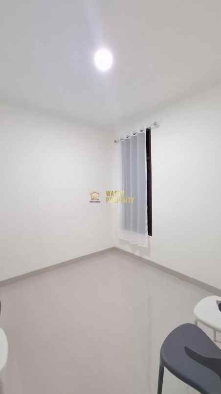 rumah siap huni dalam perumahan di dekat condong catur