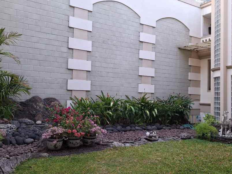 rumah siap huni full furnish bintang di ponggoh