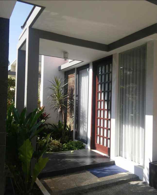 rumah siap huni lokasi permata jingga suhat