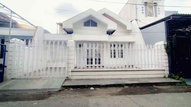 rumah siap pakai dharmahusada indah utara