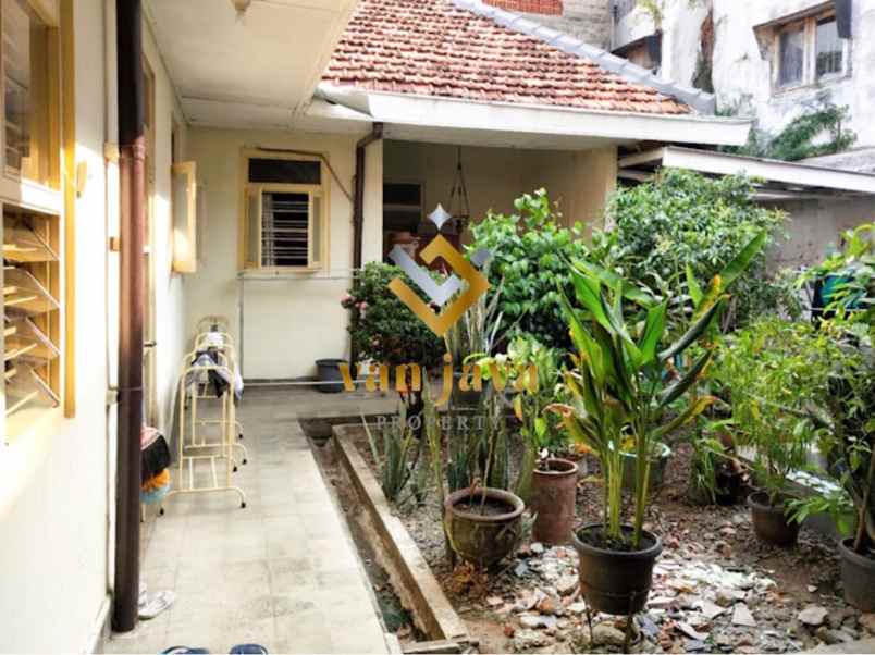 rumah tebet barat