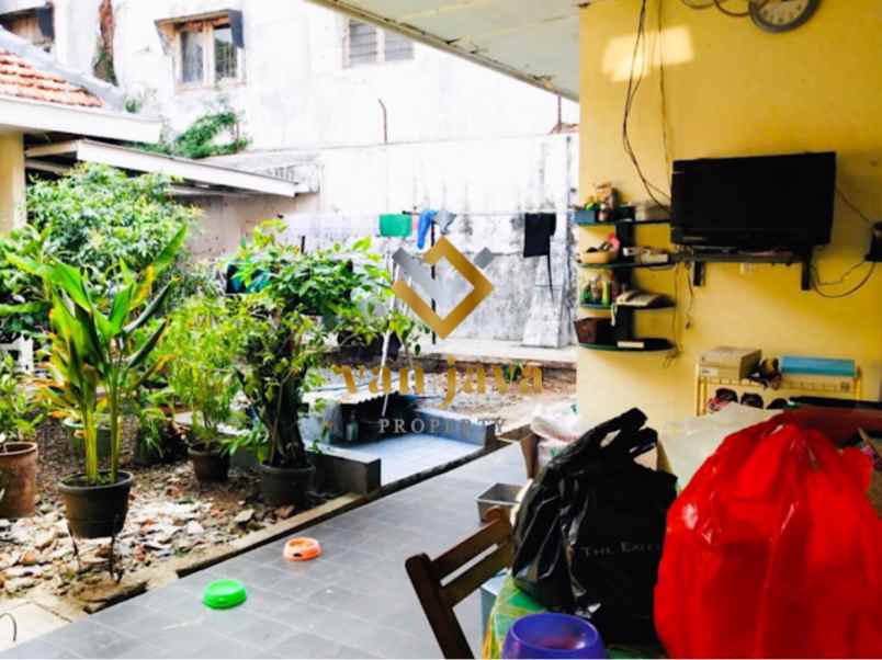 rumah tebet barat
