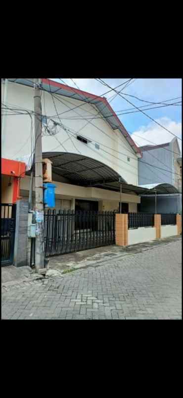 rumah tengah kota lokasi gubeng kertajaya