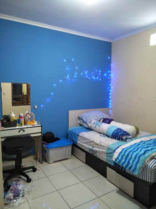 rumah terawat siap pakai lokasi strategis murah