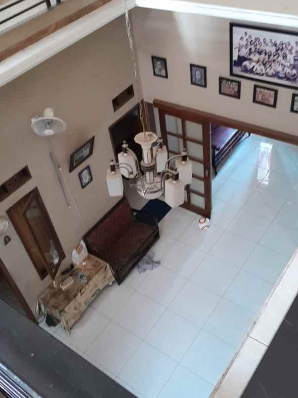 rumah tinggal dan kosan sayap buah batu turangga