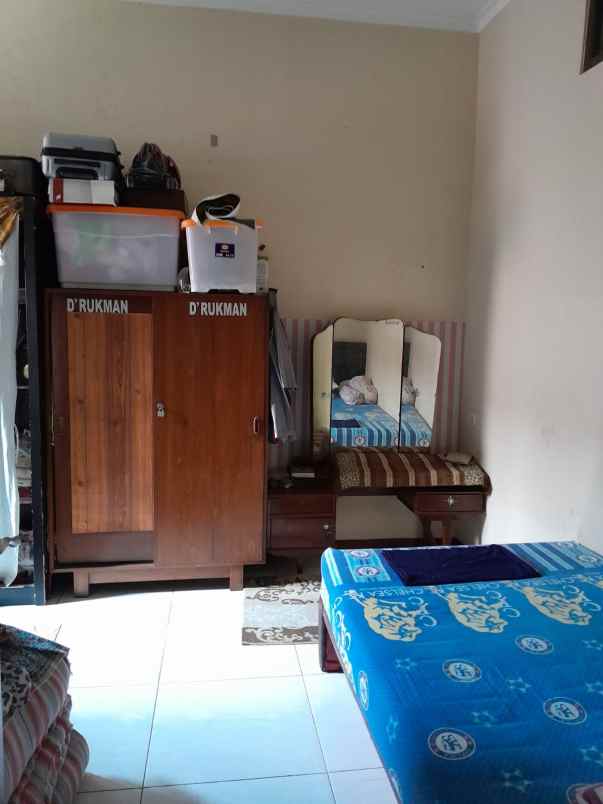 rumah tinggal dan kosan sayap buah batu turangga