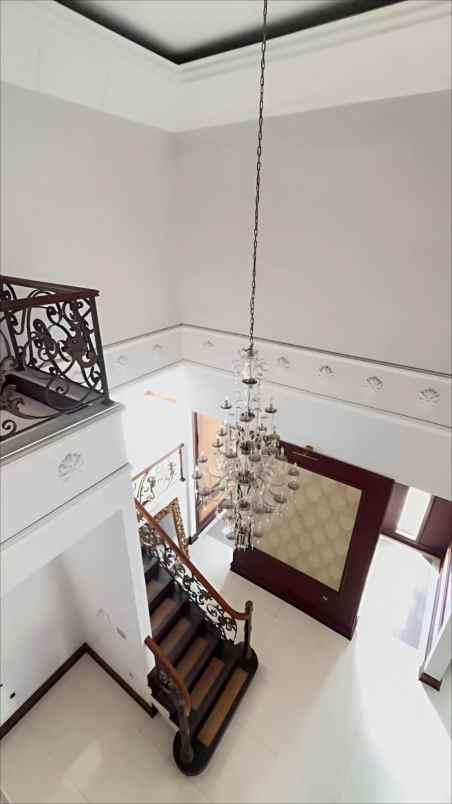 rumah tinggal di kelapa cengkir kelapa gading