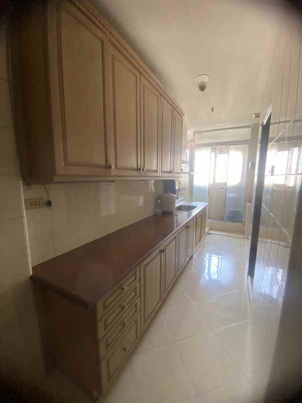 sewa 2 joint spesial unit apt mangga dua court