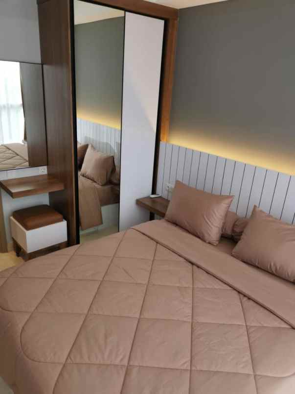 sewa apartemen furnished gold coast pik