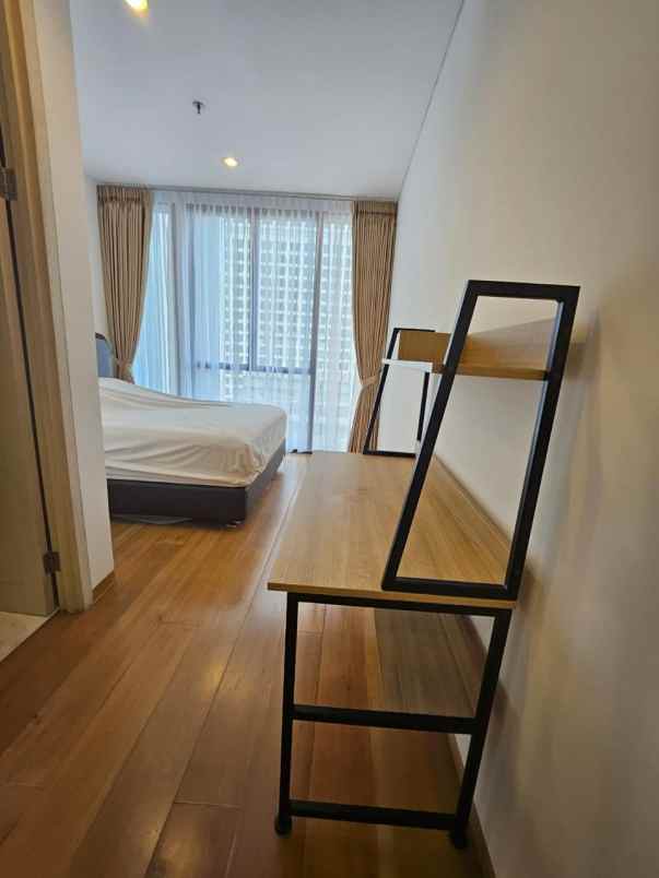 sewa apartemen izarra 3 bedrooms plus 1 maid room