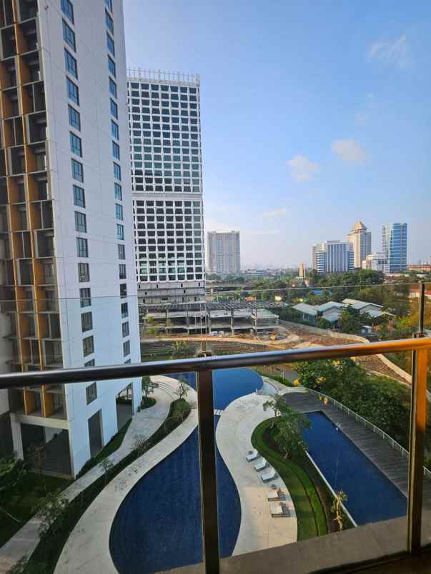 sewa apartemen izarra 3 bedrooms plus 1 maid room