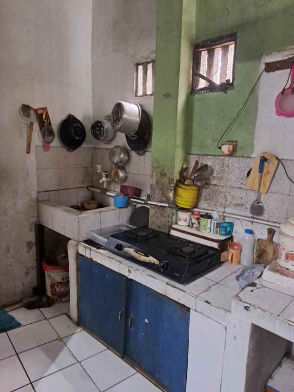 super murah rumah dan kios di kemiri muka beji depok