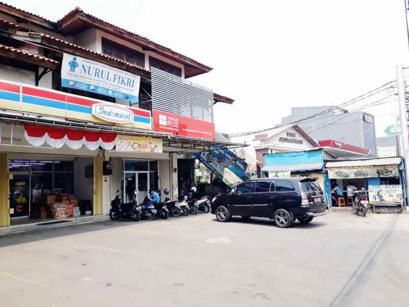 tanah jl raya jatiwaringin kec
