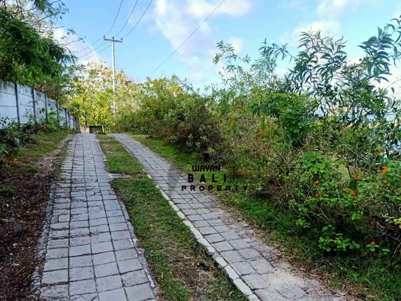 tanah jl raya nusa dua selatan