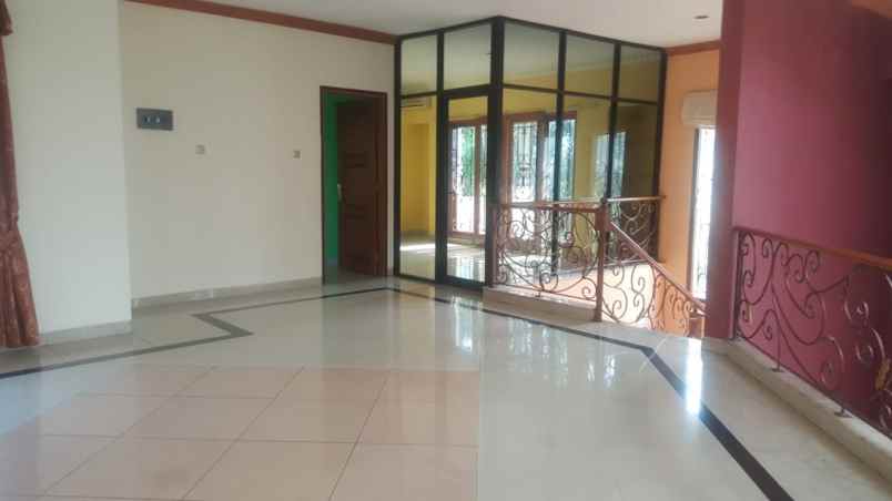 turun harga jual rumah mewah di citra gran cibubur