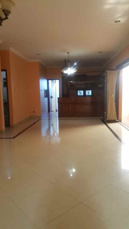 turun harga jual rumah mewah di citra gran cibubur