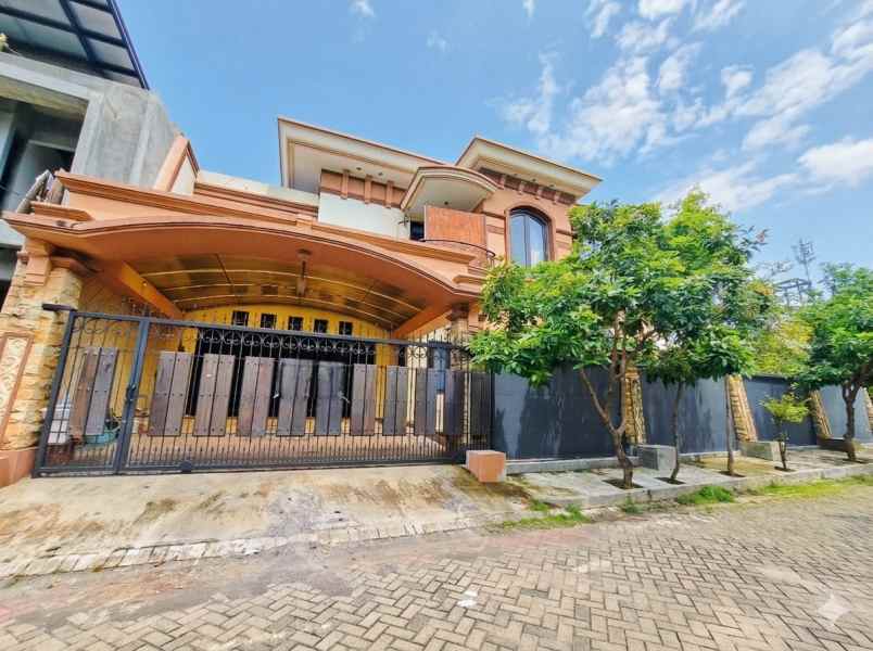 turun harga rumah mewah siap huni model hook