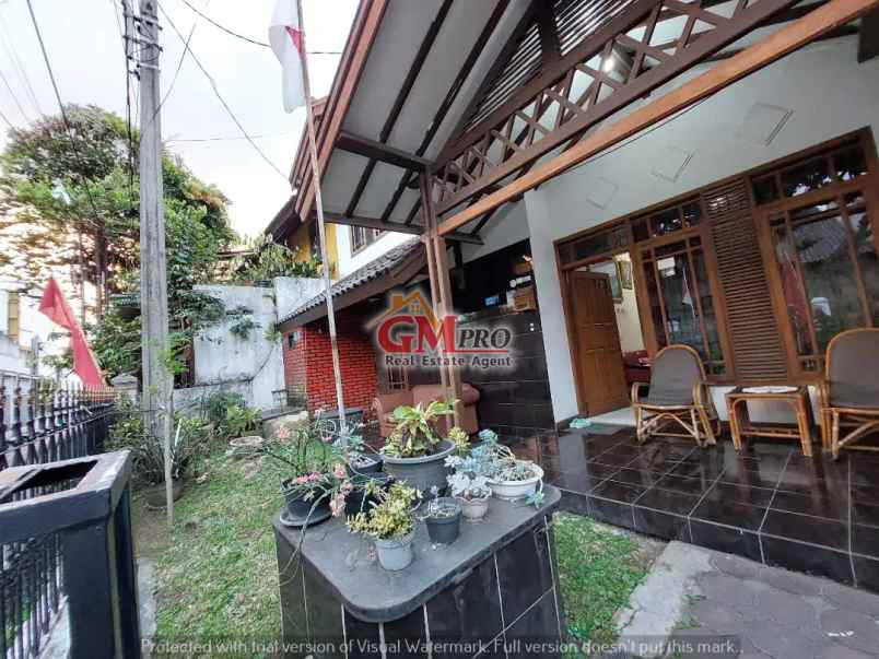 694 dijual rumah pusat kota di turangga bandung pusat