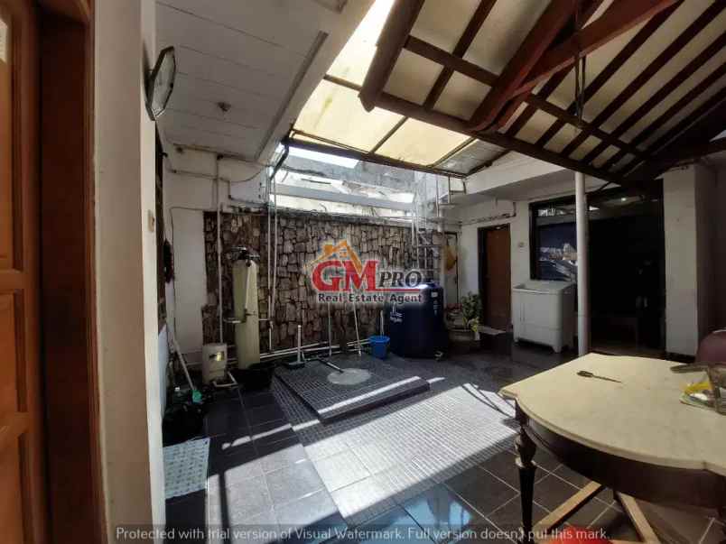 694 dijual rumah pusat kota di turangga bandung pusat