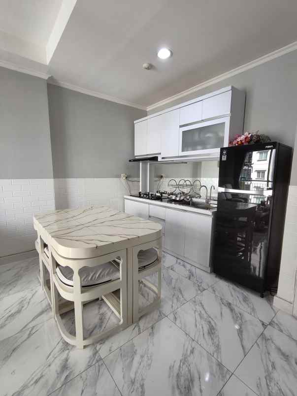 dijual apartemen apartemen moi kelapa gading