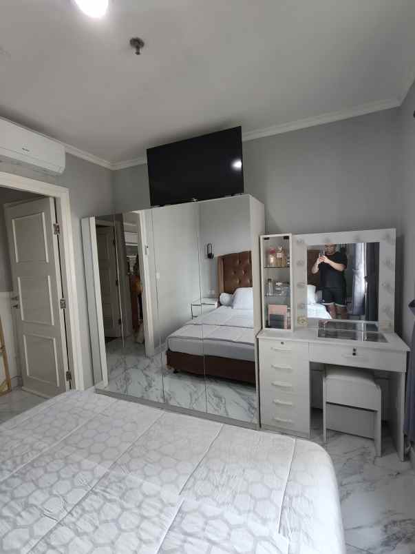 dijual apartemen apartemen moi kelapa gading