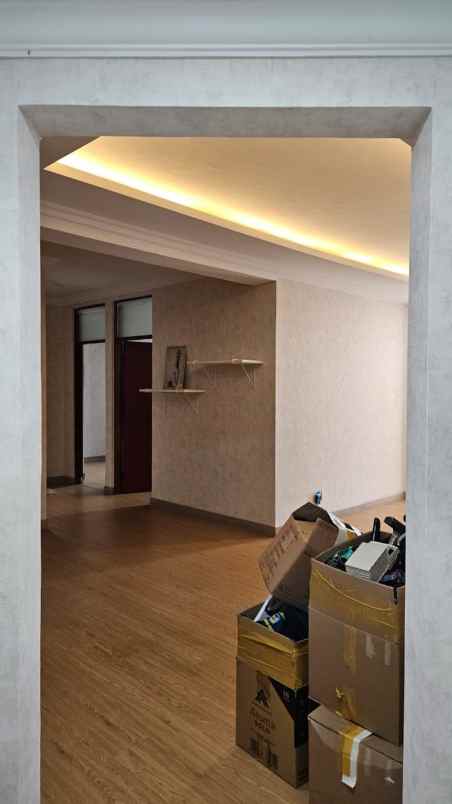 dijual apartemen cempaka mas