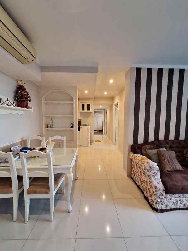 dijual apartemen jalan mayjen sungkono