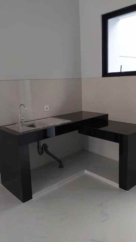dijual apartemen kuningan village pik2