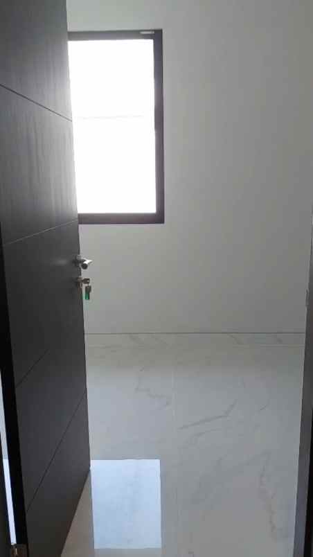 dijual apartemen kuningan village pik2