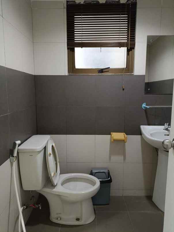 dijual apartemen menteng atas
