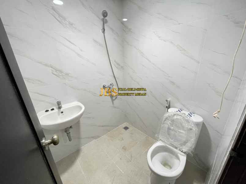 dijual apartemen royal apartemen jalan