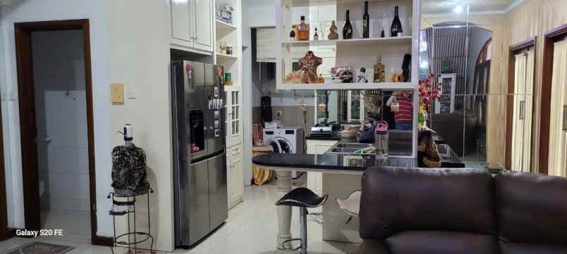 dijual apartemen waterplace residence unit