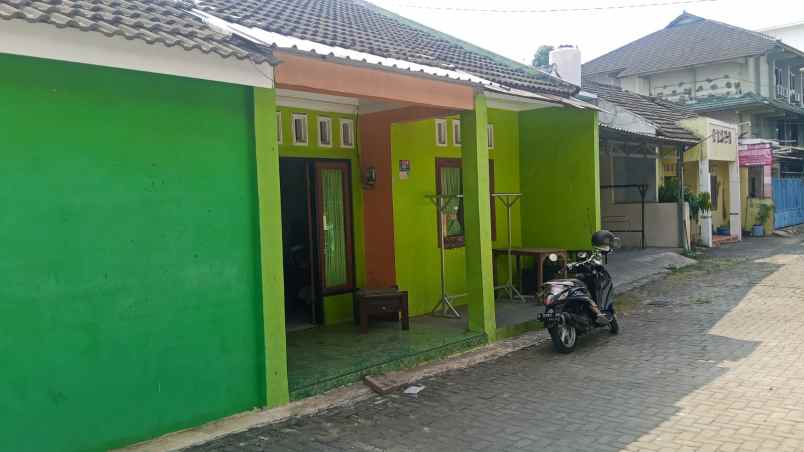 dijual bu kost putri di ketileng semarang